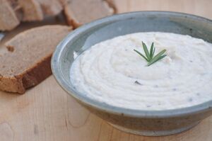Garlic bean dip
