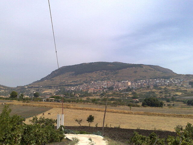 File:800px-Bisacquino.jpg