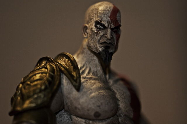 File:Kratos figurine.jpg
