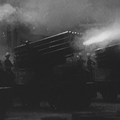 File:Godzilla.jp - 2 - 24 Twin Rocket Car.jpg