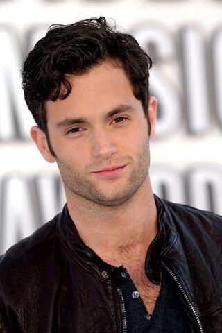 File:Penn-Badgley.jpg
