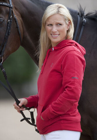 Fichier:Zara+Phillips+Zara+Phillips+Horse+Guards+Parade+00qVnm6KBIBl.jpg