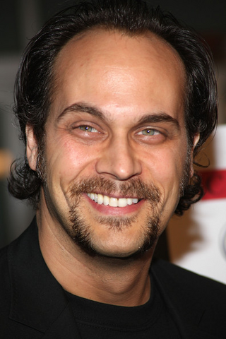 File:Todd Stashwick.png