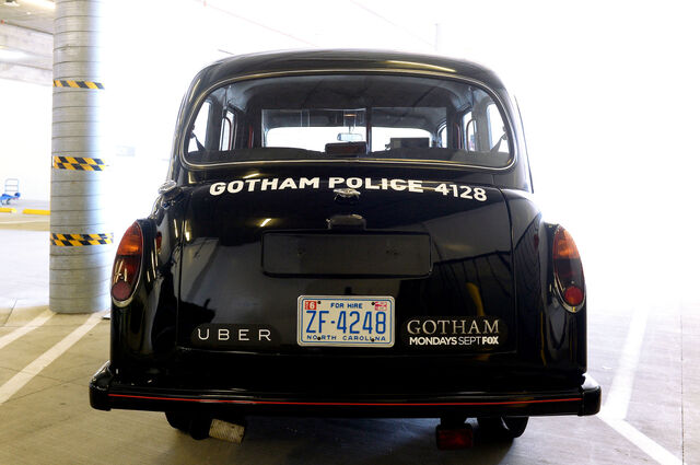 File:SDCC-2014-Gotham-Uber-cars-event AHP5291.jpg