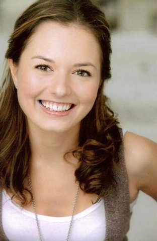 File:Jenna Gavigan.png