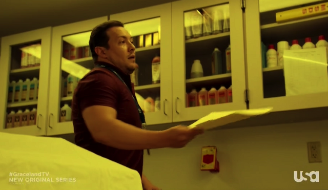 File:1x07-Roberto.png