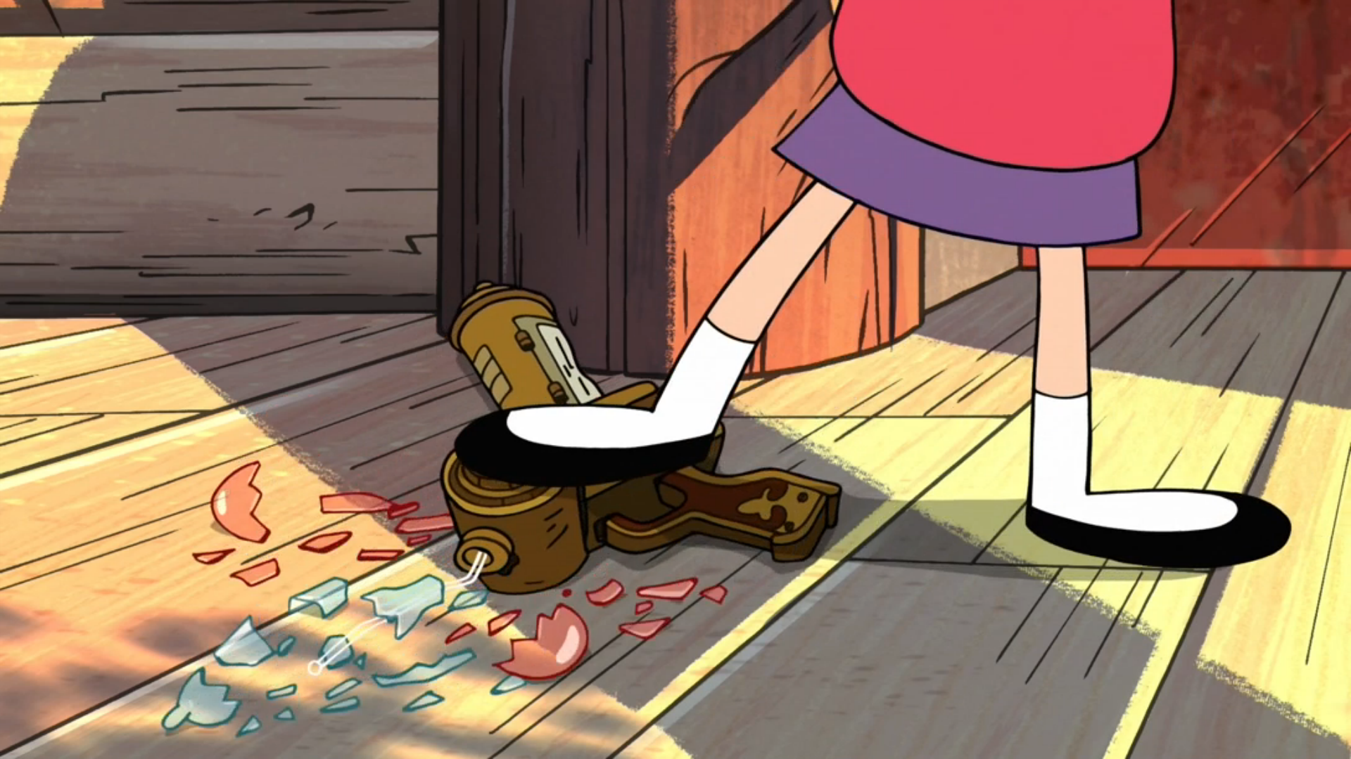Image S2e20 Mabel destroys the memory eraser gun.png Gravity Falls