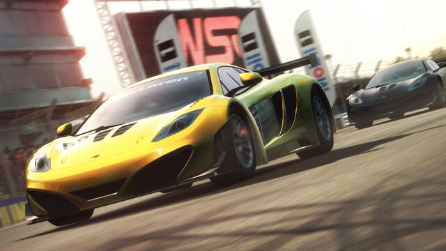 File:McLaren Racing Pack.jpg