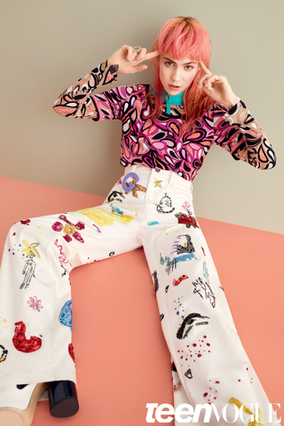 File:GrimesTeenVogue2016 6.png