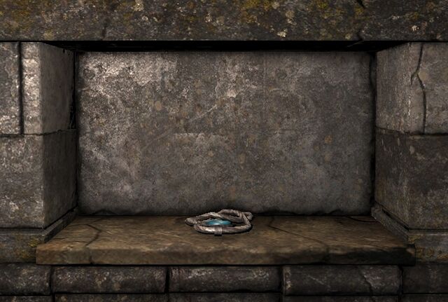File:Spirit mirror pendant ig.jpg