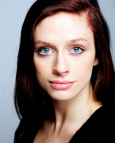 File:Leanne Pinder.png