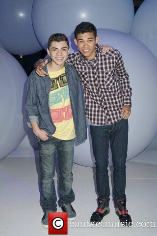 File:AdamIrigoyen2011(7).jpg