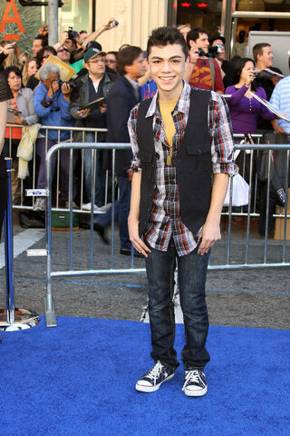File:AdamIrigoyen2011(3).jpg