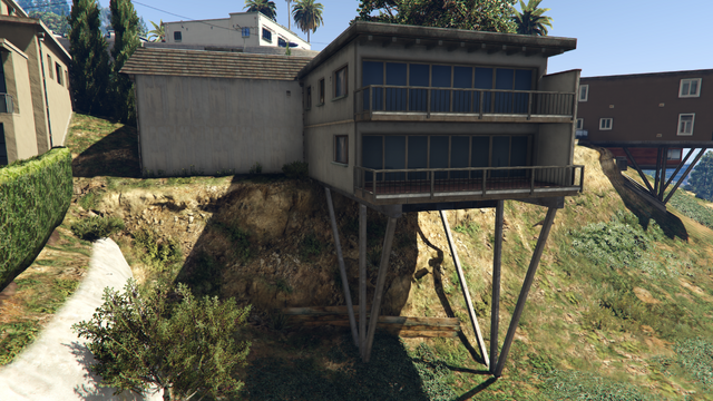 File:2868HillcrestAvenue-RearView-GTAO.png