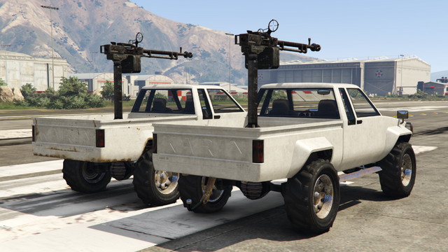 File:TechnicalCustom-GTAO-comparison-rearQ.png
