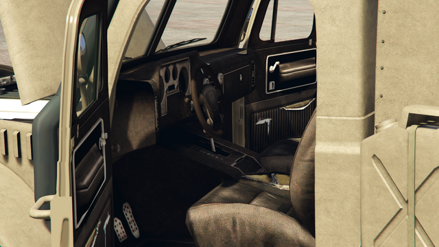 File:Halftrack-GTAO-Inside.png