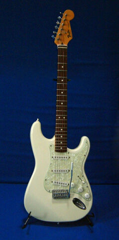 File:Fender strat.jpg