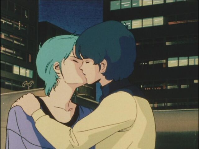 File:Fourkiss.jpg