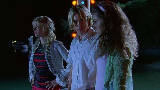 File:Moon Gazing.png