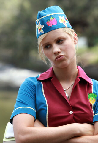 File:Waitress Emma.jpg