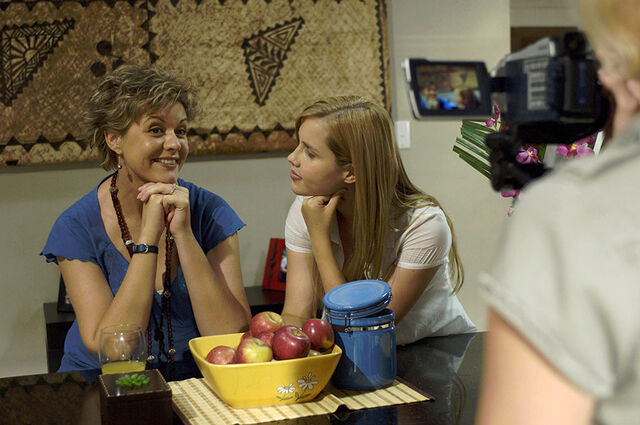 File:Emma Making A Movie.jpg