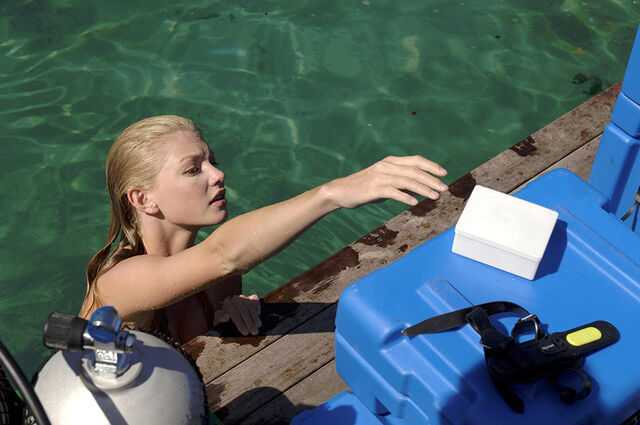 File:Rikki Protecting The Secret.jpg