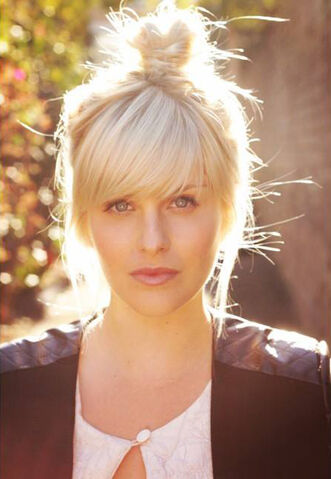 File:Amy Ruffle 4.jpg