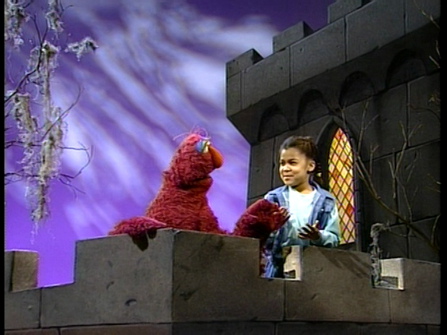 File:Elmo Says BOO! 454.png