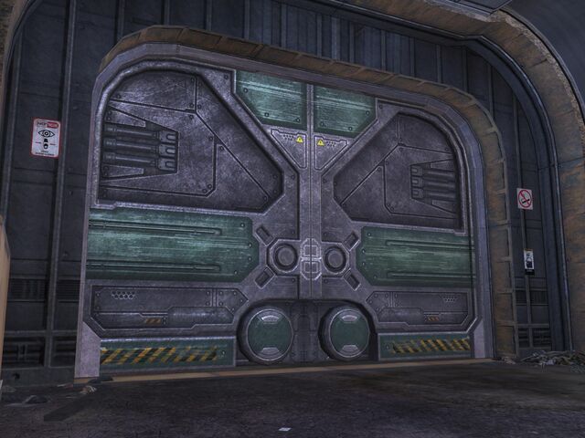 File:Industrial door.jpg