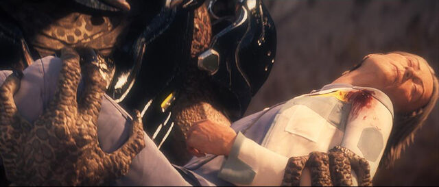 File:SOS1E10 Jul carrying Halsey.jpg