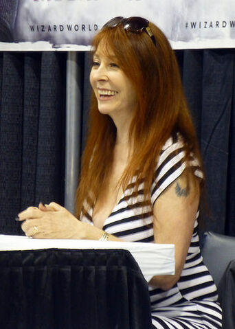 File:Cassandra Peterson 04.jpg