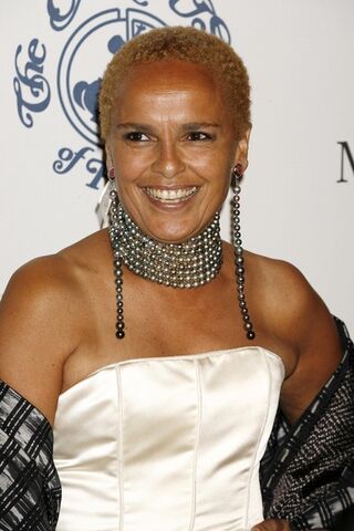 File:Shari+Belafonte+30th+Anniversary+Carousel+Ji ZB8T tzml.jpg