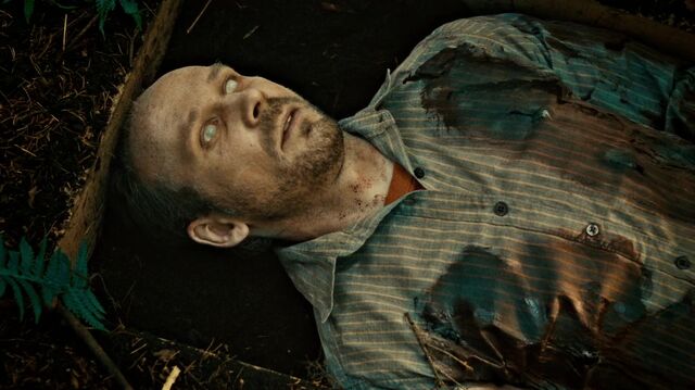 File:1x02 HobbsInAGrave.jpg