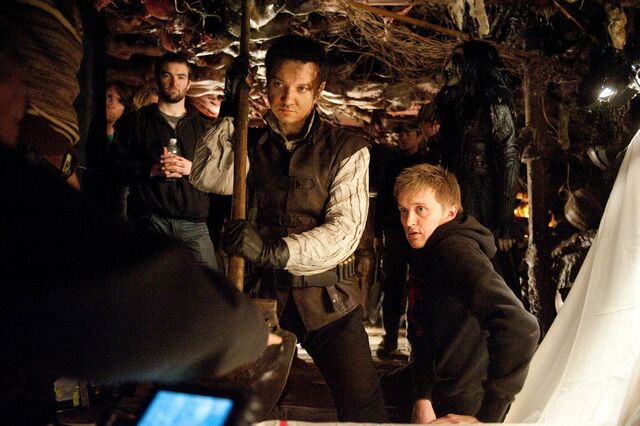 File:Behind d scene.jpg
