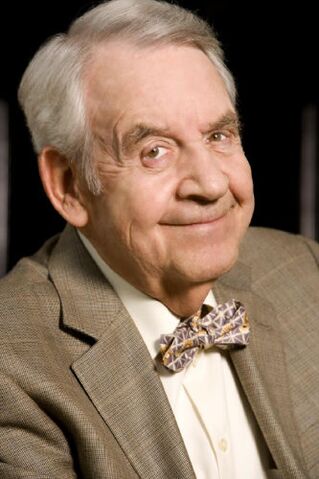 File:Tom Bosley.jpg