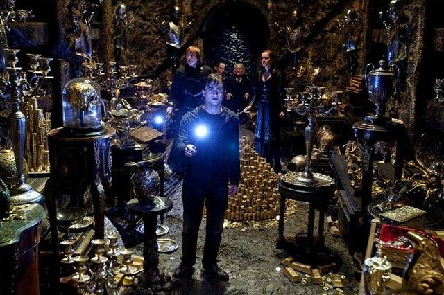 File:Bellatrix Lestrange's Vault DH2.jpg