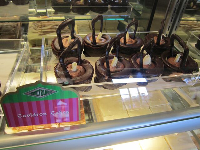 File:Cauldron cakes.jpg