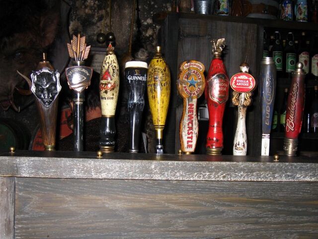File:Drinks.jpg