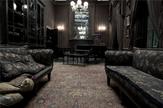 File:Living room.jpg