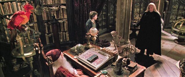 File:DumbleHarryLucius.jpg