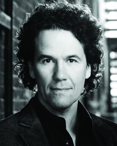 File:Dominic Zwemmer.jpg