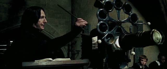 File:Projector 1.jpg