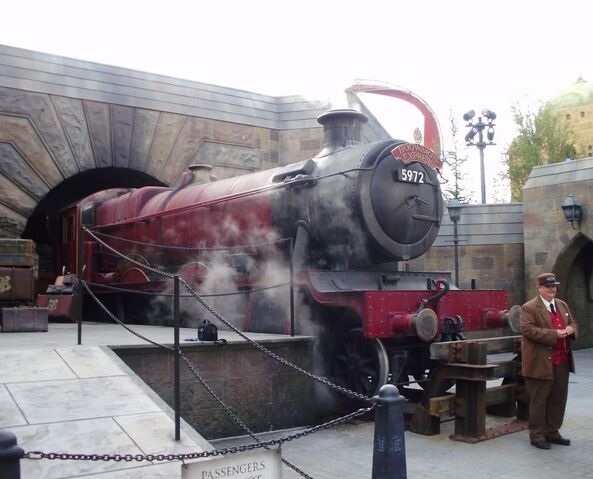 File:Hogwarts-express.jpg