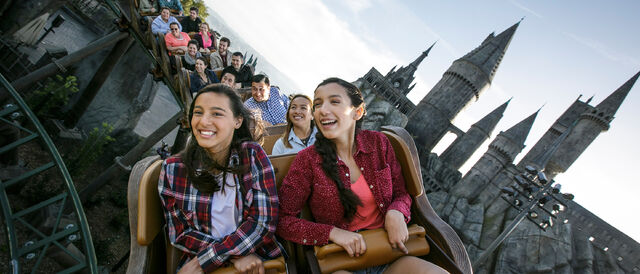 File:Main-carousel-Fight-of-Hippogriff.jpg