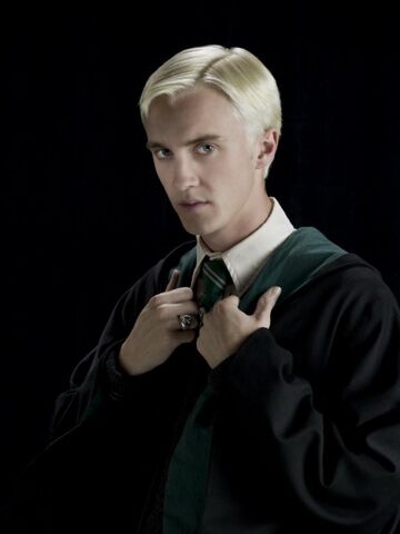 File:Draco-malfoy-hbp-promo-2133733315.jpg