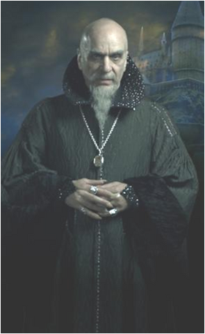 Datei:Salazar 1.png