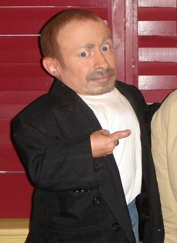 File:Verne Troyer crop.jpg