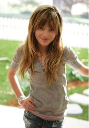 Bella-thorne-247928