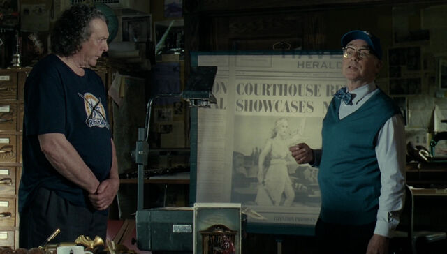 File:305 Vince and Dave 01.jpg