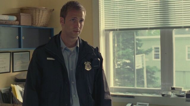 File:Officer Suttle.jpg